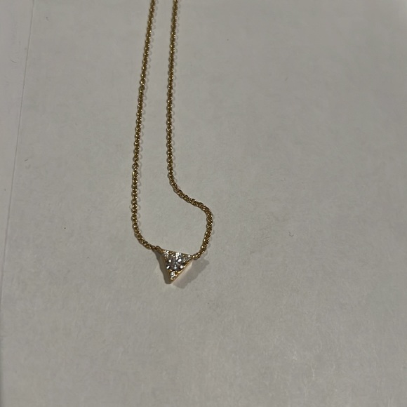 Hearts on Fire Triplicity Triangle Pendant in Yellow Gold - Picture 4 of 9